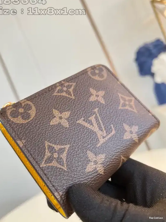 Fake Louis Bags Louis Vuitton Wallet-11*8.5*1.5CM Noa Compact 0629